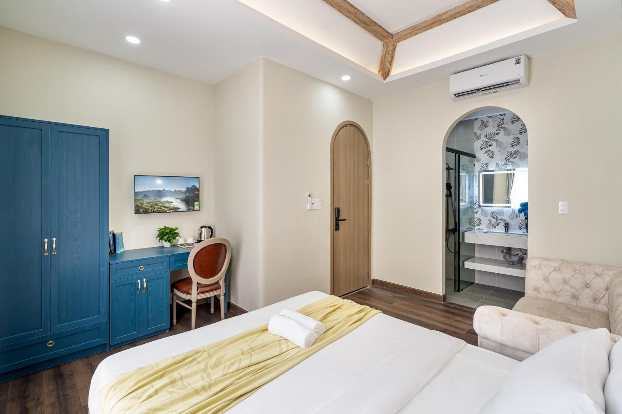 Jan Saigon Oasis Отель *