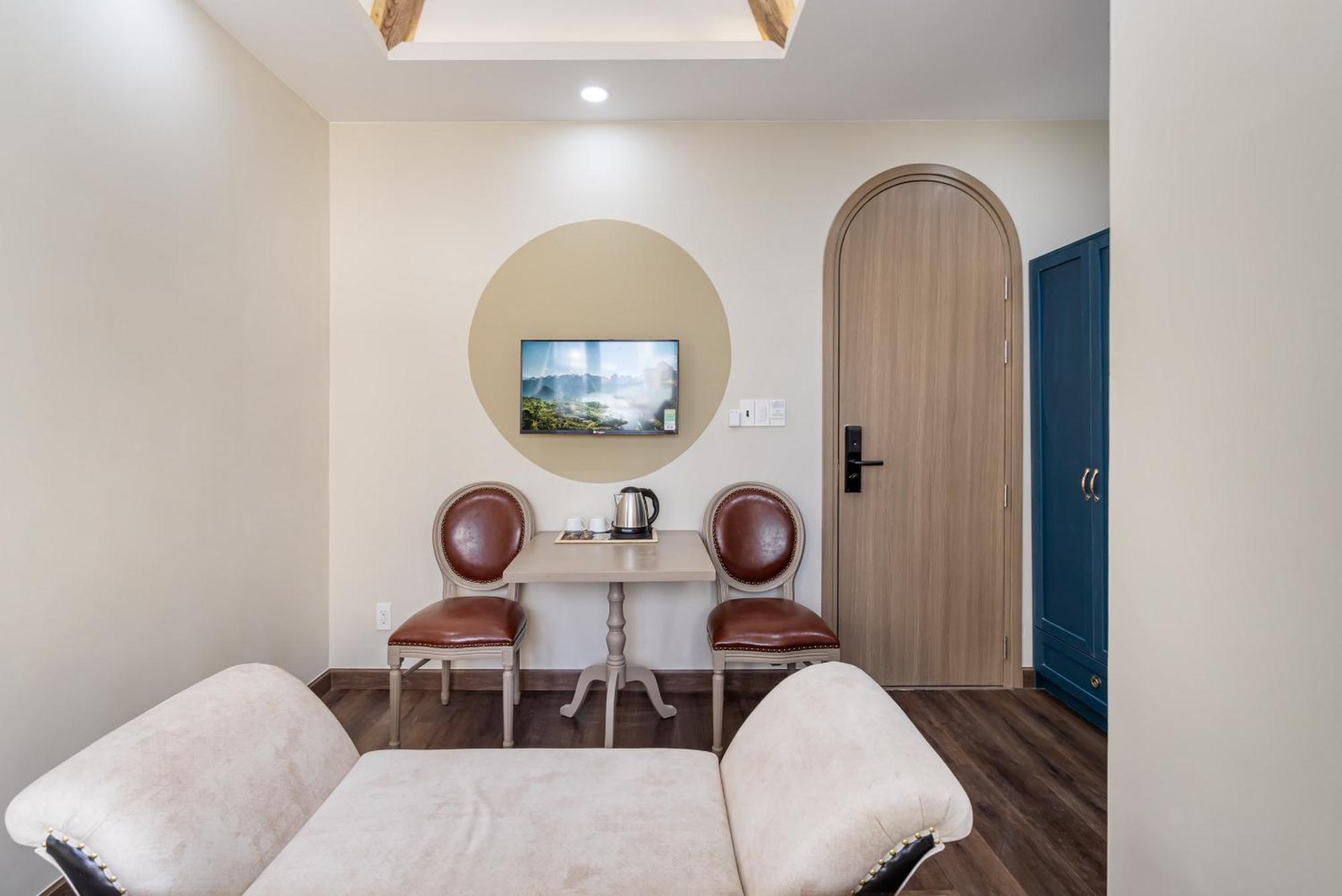 Jan Saigon Oasis Отель *