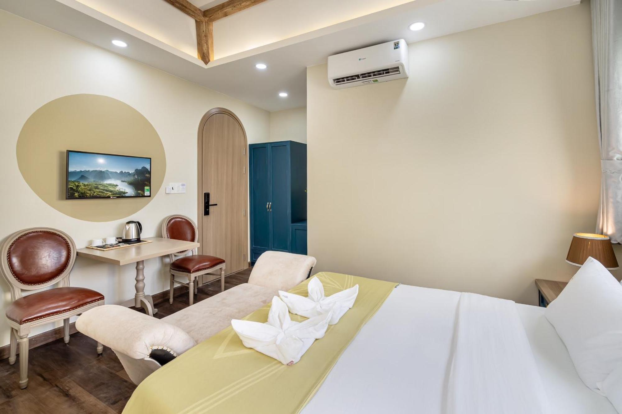 Jan Saigon Oasis * Хошимин