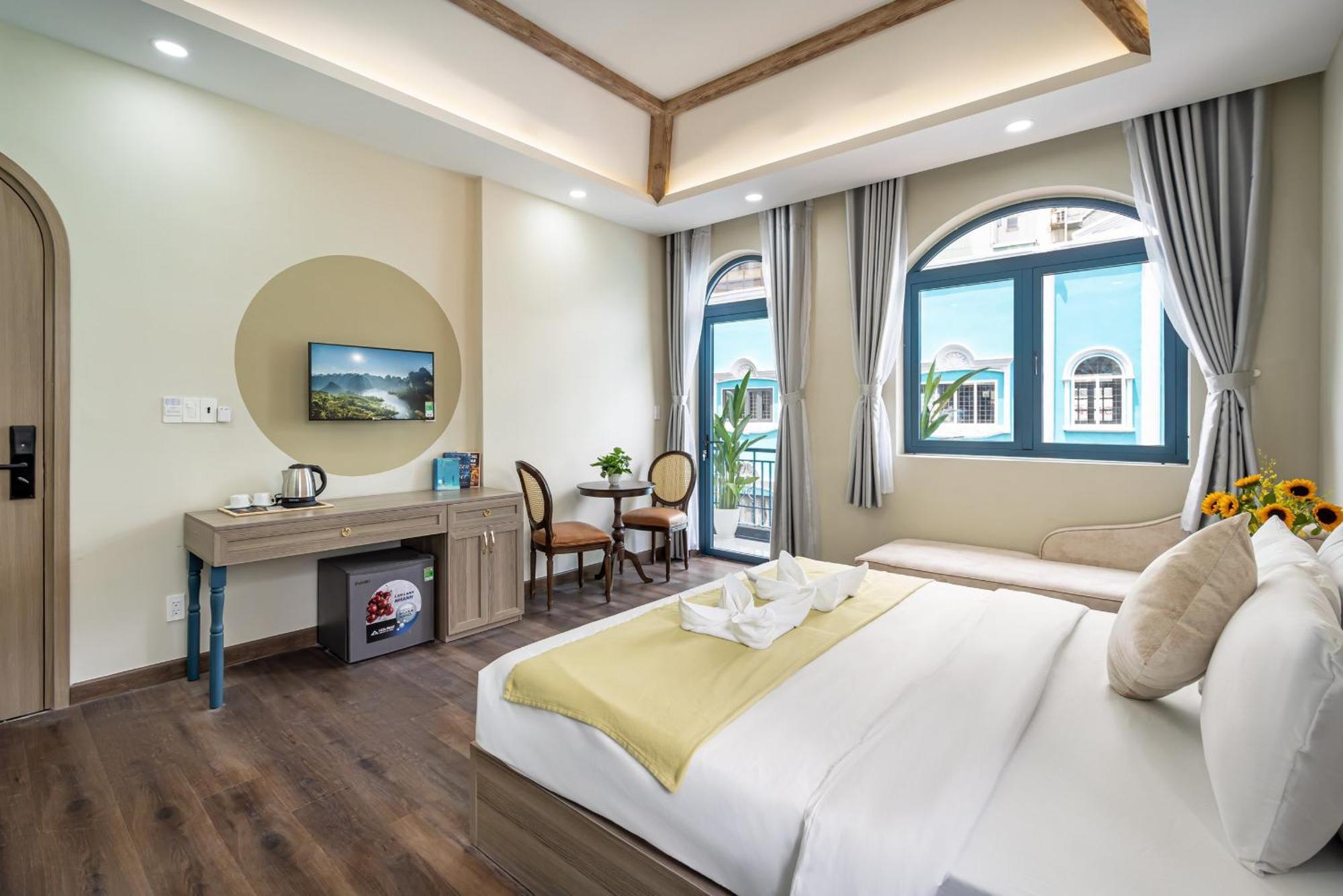 Отель Jan Saigon Oasis *
